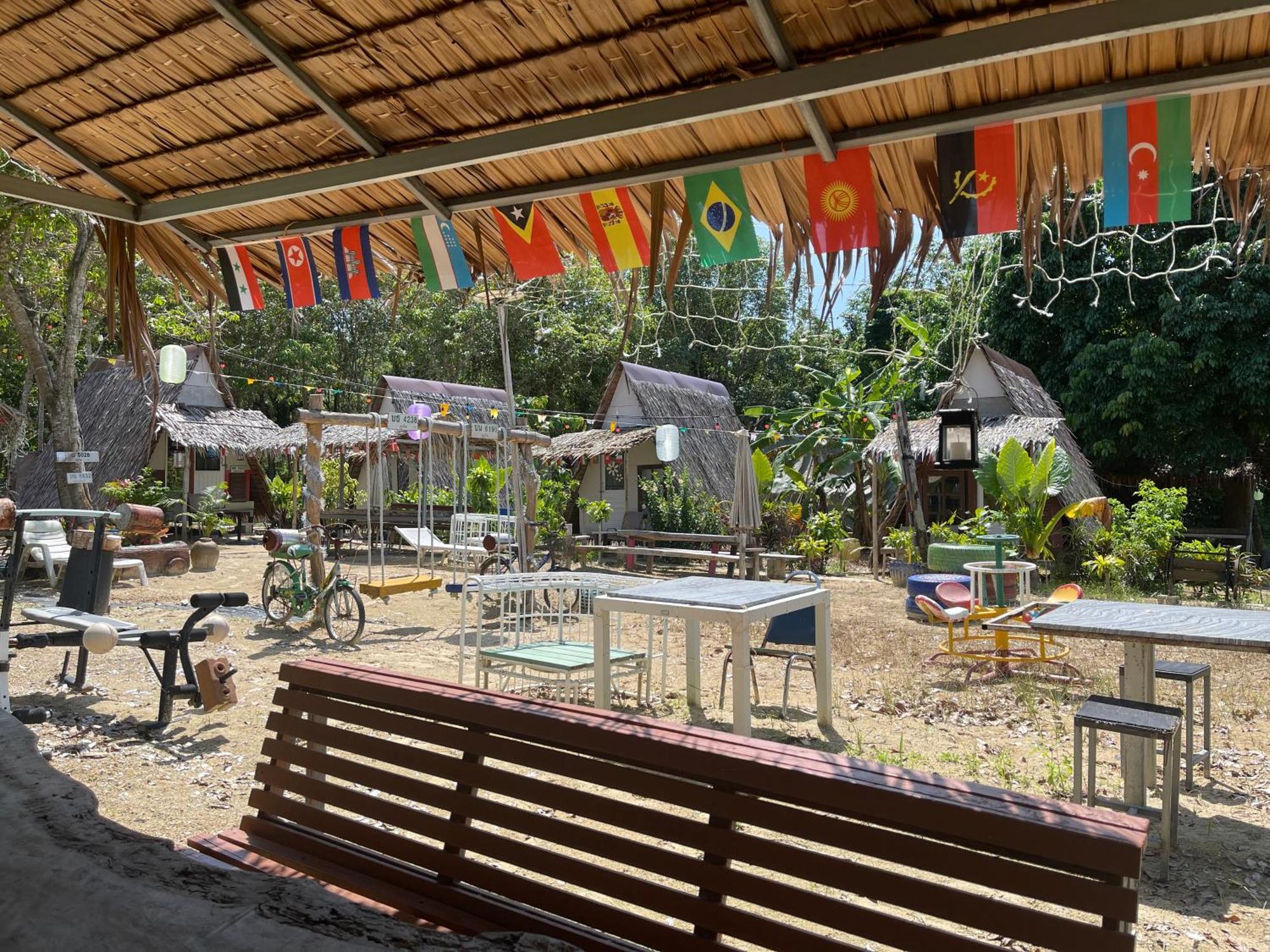 Hotel Phuketairportcamping Ban Bo Sai Klang Esterno foto